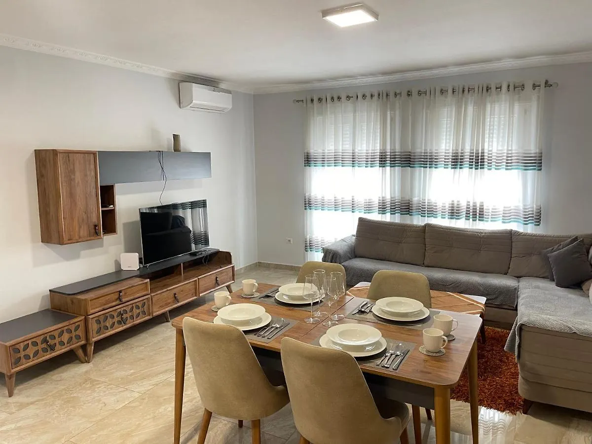 Roes Apartments Tirana