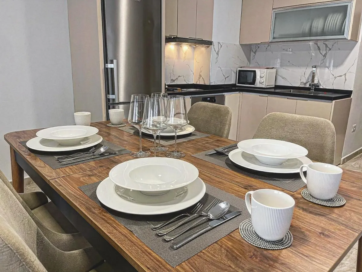 Roes Apartments Tirana 0*,