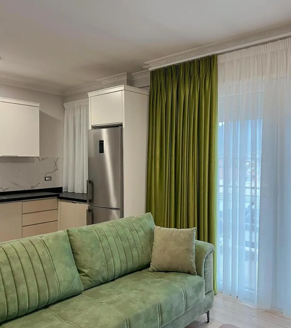 Roes Apartments Tiran 0*,  Arnavutluk